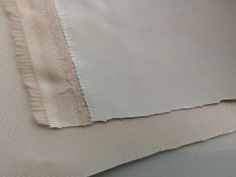 Tessuto Oxford in poliestere 44 di colore rosa con rivestimento in PVC