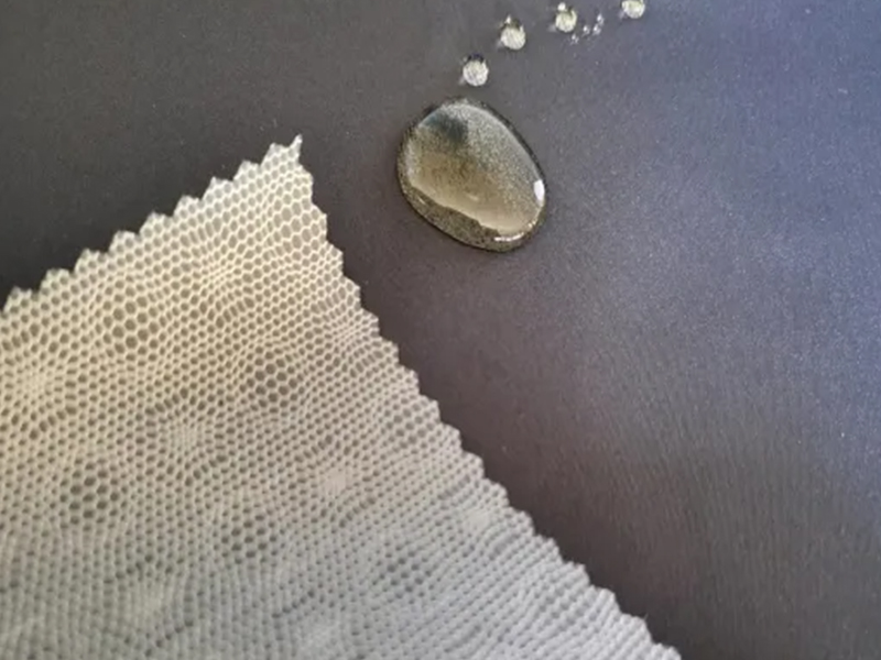 Tessuto in twill di poliestere impermeabile con TPU stampato